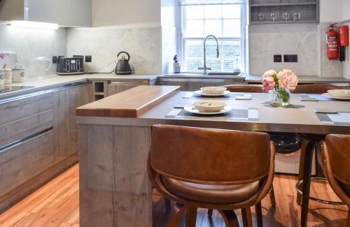 Inveraray Casa | Lochside Apartment