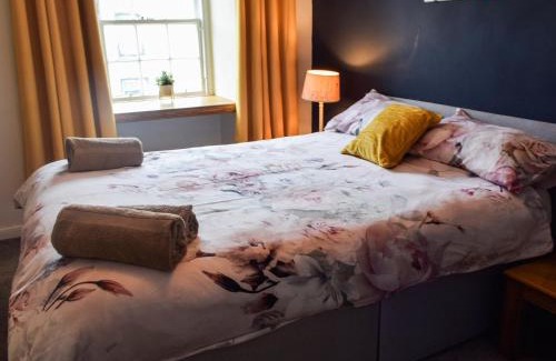 Inveraray Casa | Lochside Apartment