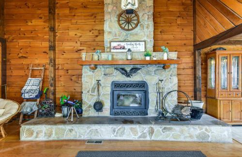 Lock Haven Casa | Lock Haven Cabin with Wood Stove and Mountain View!