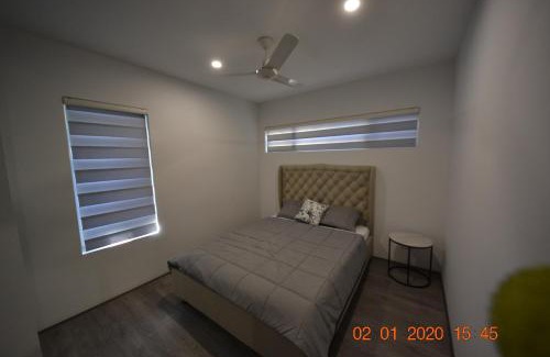 Kelmscott Apartamento | LOCK, Leave, Work-SELF CONTAINED APARTMENTS