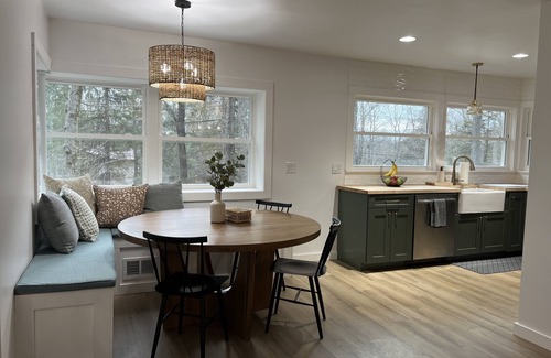 Locust Lake Village Casa | Locust Lake 5BR 120" Theater, Arcade, Fire Pit, Wood Fire Place, Ping Pong+