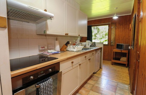 Isle of Arran Cabaña | LODGE 1 "ASH", pet friendly, with a garden in Lamlash, Isle Of Arran