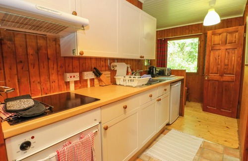 Isle of Arran Cabaña | LODGE 2 - "ROWAN", pet friendly in Lamlash, Isle Of Arran