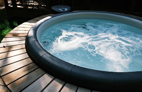 Liginiac Chalet De Esquí | Lodge avec SPA privatif - Foret et Lac