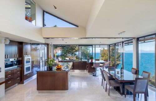 Ngaio Bay Cabina | Lodge by the beach - Luxury, Beach access, Ocean views, Private chef