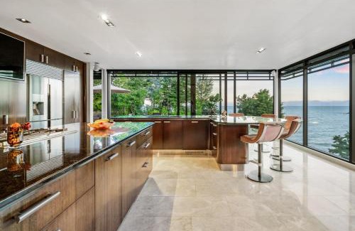 Ngaio Bay Cabina | Lodge by the beach - Luxury, Beach access, Ocean views, Private chef