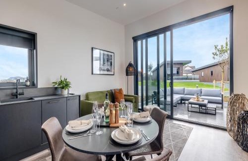 Llangefni Casa | Lodge Five - Uk42797