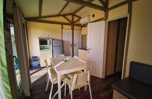 Meyzieu Nord Ouest Alquiler De RV | Lodge-Hôtel & Spa les Voiles du Grand Large