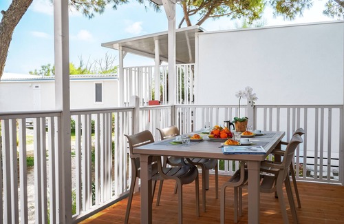 Jesolo Pineta Casa | Lodge in Jesolo Mare Family Village
