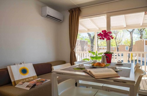 Rivabella Casa | Lodge Rimini Family Village cerca de la playa