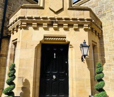 Gateshead Casa | Lodge - Sleeps 18 pet friendly & free parking