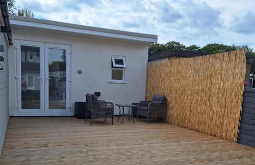 Sidcup Apartamento | Lodge - Sleeps 2 - Pet friendly - Parking - Patio
