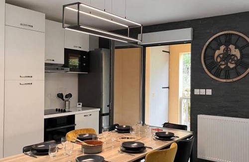 Cauterets Apartamento | Lodge spacieux 8 pers, 3 parkings, à 10 min du centre-ville - FR-1-234-323