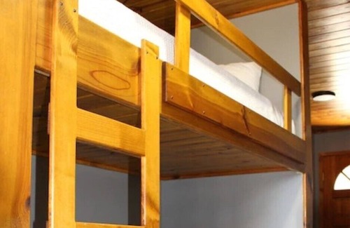 Canyon Lake Cabina | Lodge Suite Downstairs W/ Deck - 105
