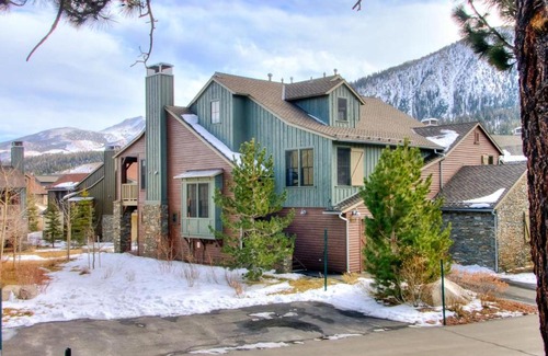 Mammoth Lakes Casa | Lodges 1111