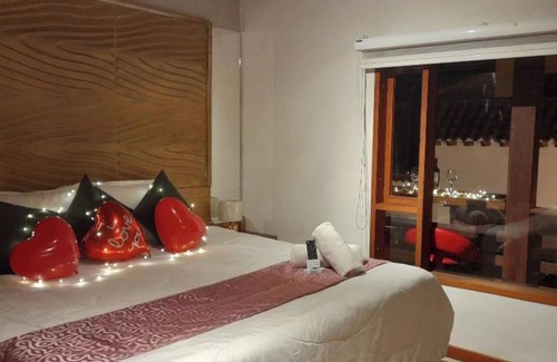 Villa de Leyva Hotel | Hospedaje a cuadra y media de la plaza mayor, con terraza y habitaciones suites.