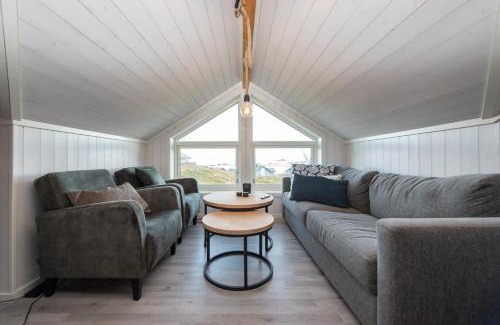 Vagan Casa | Lofoten Midnightsun Northern lights Golf Beach Horses