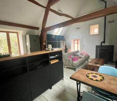 Accolay Apartamento | loft à la campagne