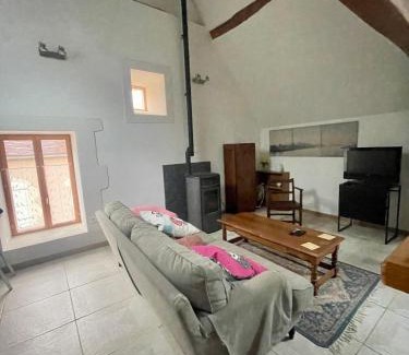 Accolay Apartamento | loft à la campagne