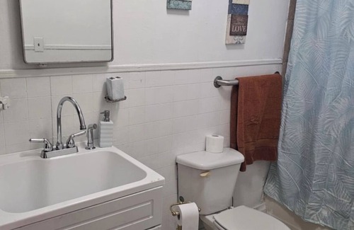 Logan Apartamento | Loft 1 apartment in Logan, located just 0.3 mile from Bear Wallow Trail.