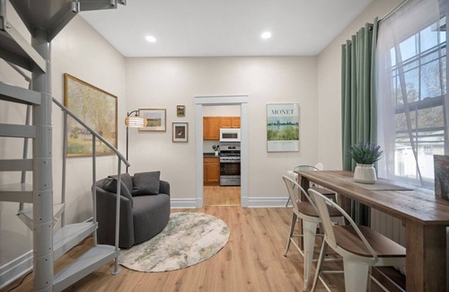 Pittsburgh Apartamento | Loft 2 Bedrooms Sleeps 5 w/parking