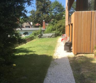 Sonnenberg Apartamento | Loft-Apartment - Bestlage am Kurpark mit Terrasse - kostenloses Parken - Küche - Netflix - Waschmaschine