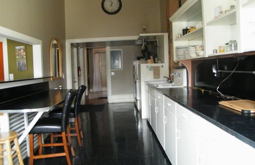 Gananoque Condominio | Apartamento Loft, centro de la ciudad de Gananque