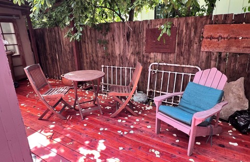 San Anselmo Casa | Loft Apartment walkable to downtown Fairfax and San Anselmo