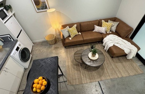 Devonport Apartamento | Loft Apmnt with A/C in Central Devonport
