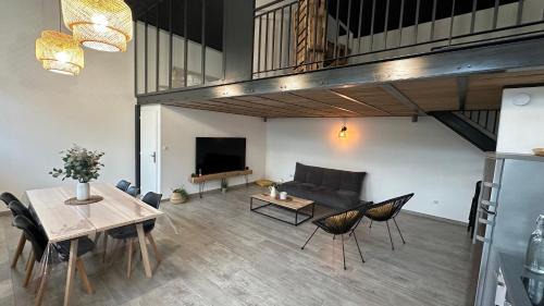 Epinouze Apartamento | LOFT CELEST IMM