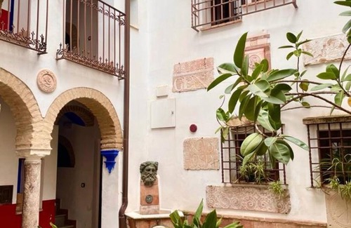 San Pedro Apartamento | Ático en el corazón de Córdoba, cerca de la Mezquita-Catedral y rodeado de gastronomía local