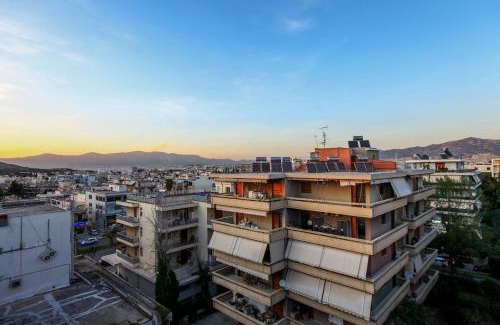 Papagou-Holargos Apartamento | Loft condo next to metro station. Amazing view!