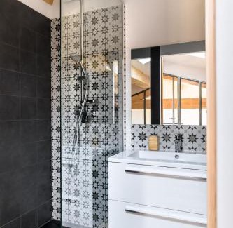Vernegues Casa | Loft en Provence - Terrasse-Climatisation-Proche Golf et Luberon