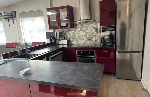 Livry-Gargan Casa | Loft house, jacuzzi. near, Paris, Disneyland, Paris