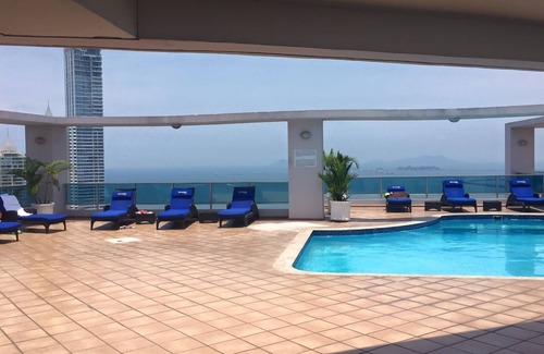 Marbella Apartamento | Loft en Grand Bay Tower, Gimnasio Piscina Sauna
