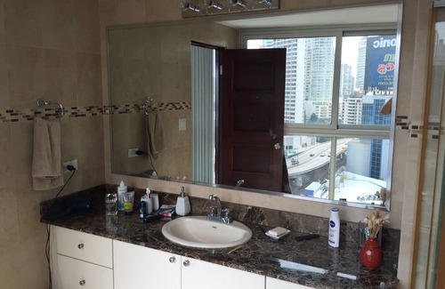 Marbella Apartamento | Loft en Grand Bay Tower, Gimnasio Piscina Sauna