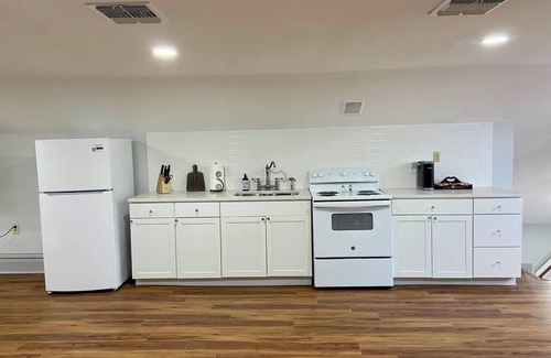 Greater Belhaven Apartamento | Loft in Historic Mims-Dreyfus House in Belhaven