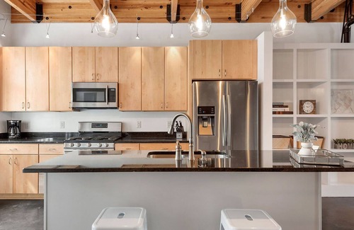 Habersham Condominio | Loft in the Heart of Habersham Marketplace, Beaufort