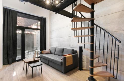 Cimiez Apartamento | Loft Industriel avec Terrasse et Filet Suspendu à Nice Cimiez