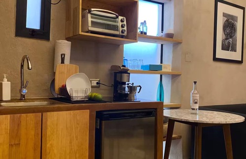 Reforma Apartamento | Loft L, cozy space in the center of Oaxaca with AC