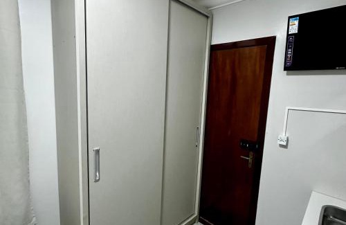 Esplanada Apartamento | Loft Lux SM 14 (Smart TV, Ar condicionado, Cozinha)