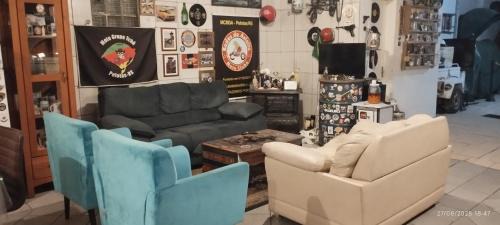 Fragata Casa | Loft Moto Garagem