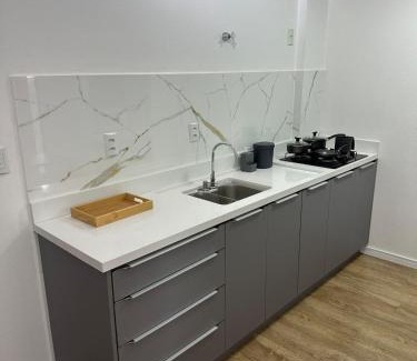 Centro Apartamento | Loft no Centro Completo com Box
