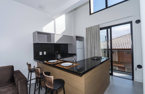 Lagoa Pequena Apartamento | Loft no Novo Campeche, Terraço com Piscina ZR2092