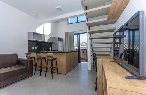 Lagoa Pequena Apartamento | Loft no Novo Campeche, Terraço com Piscina ZR2092
