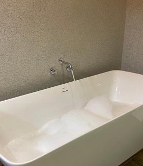 Velha Apartamento | Loft novíssimo com banheira imersão aquecida a 5min da Vila Germânica