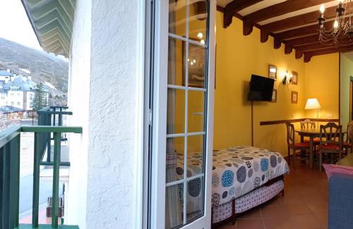 Pradollano Apartamento | Loft Plaza Andalucía ERB Alojamientos