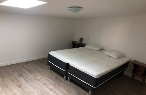 Saint-Christoly-Medoc Casa | Loft sleeps 6-10
