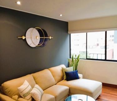 Reducto Apartamento | Loft steps away from Larcomar for urban explorers