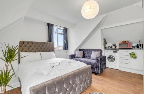 Hendon Apartamento | Loft Studio - Free Toiletries, Snacks, 25 Min Wembley & Central London, Free Parking, Pets welcome